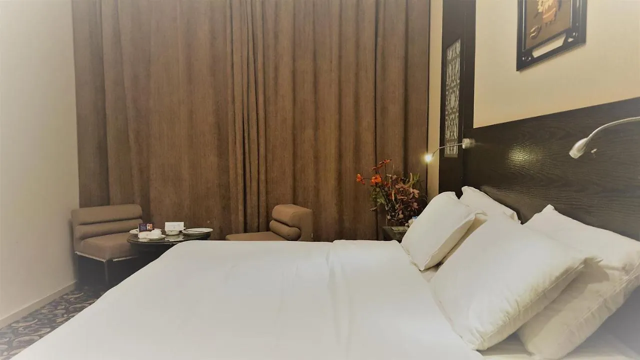 مكة Al Hayat Line Hotel
